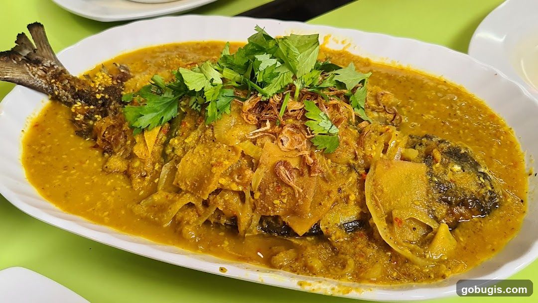 Fish in Curry Sauce