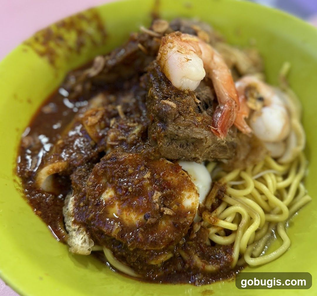 Noodles with Shrimp and Meat