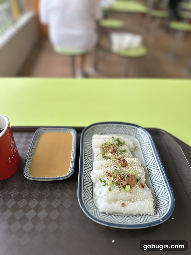 Steamed Rice Rolls with Peanut Sauce