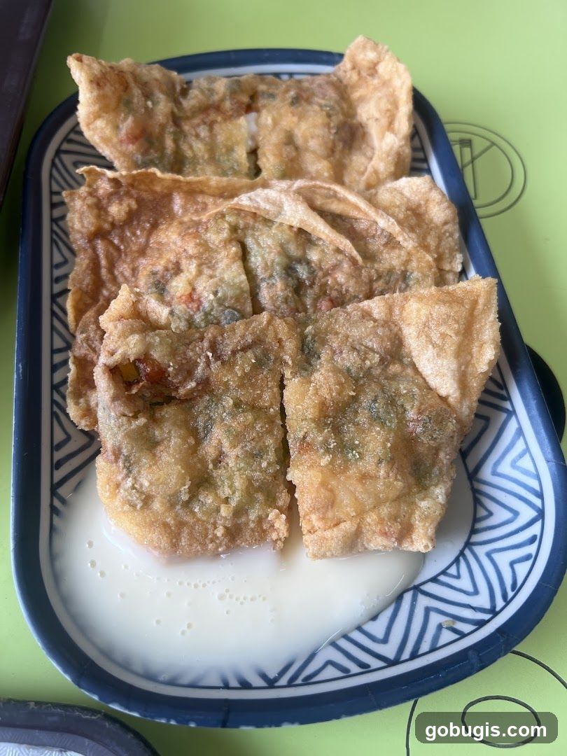 Fried Dumplings with Sauce