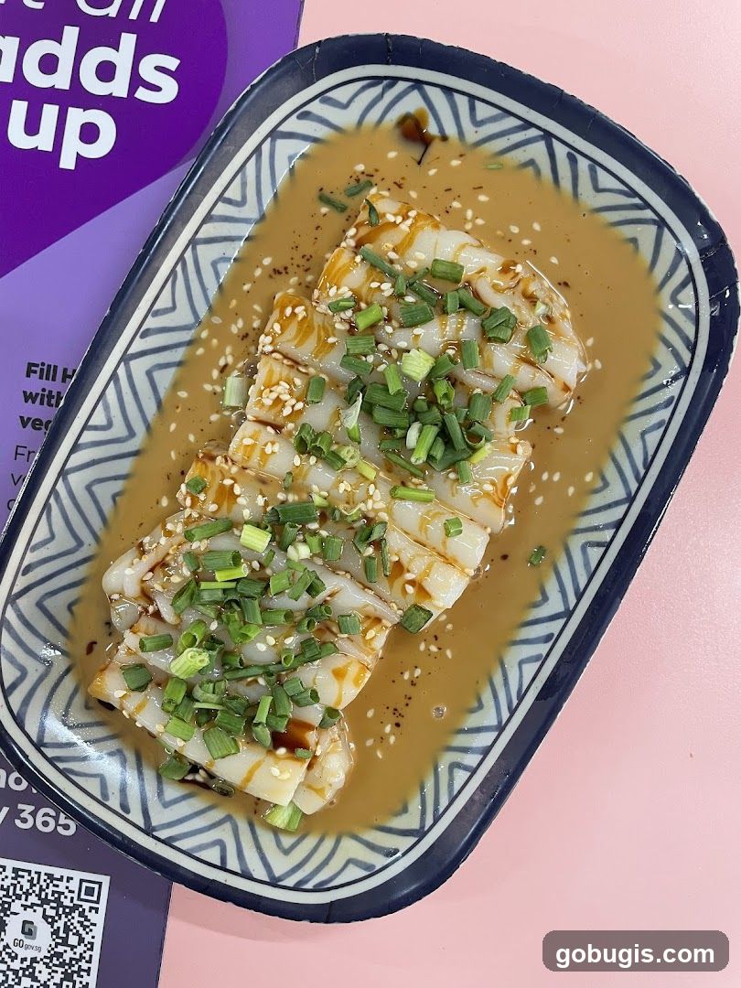 Noodles with Sauce and Sesame Seeds
