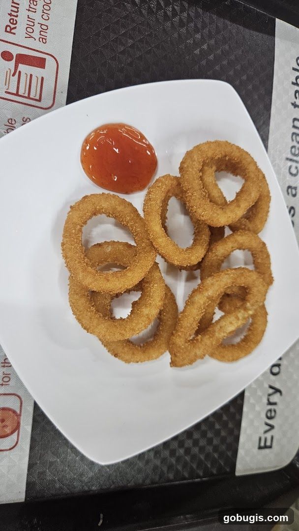 Onion Rings with Sauce
