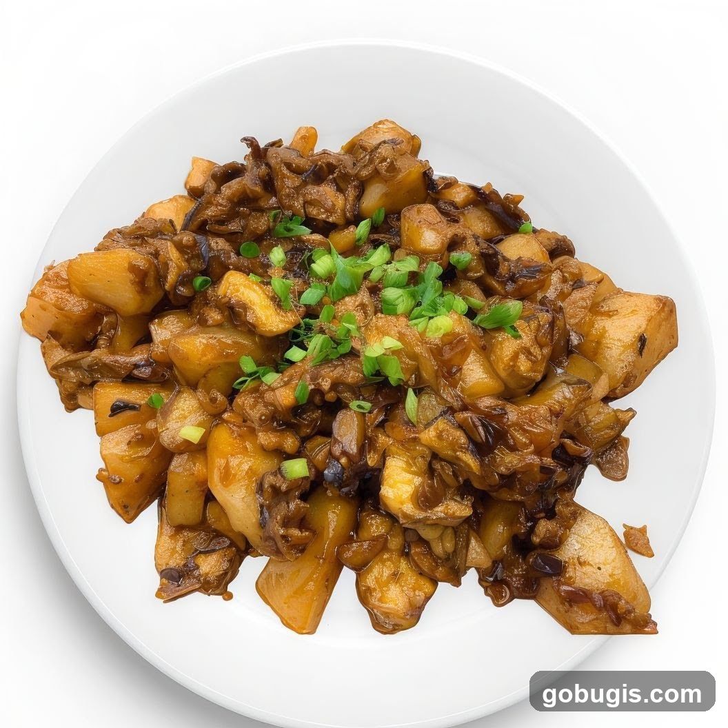 Braised Dish with Potatoes and Mushrooms