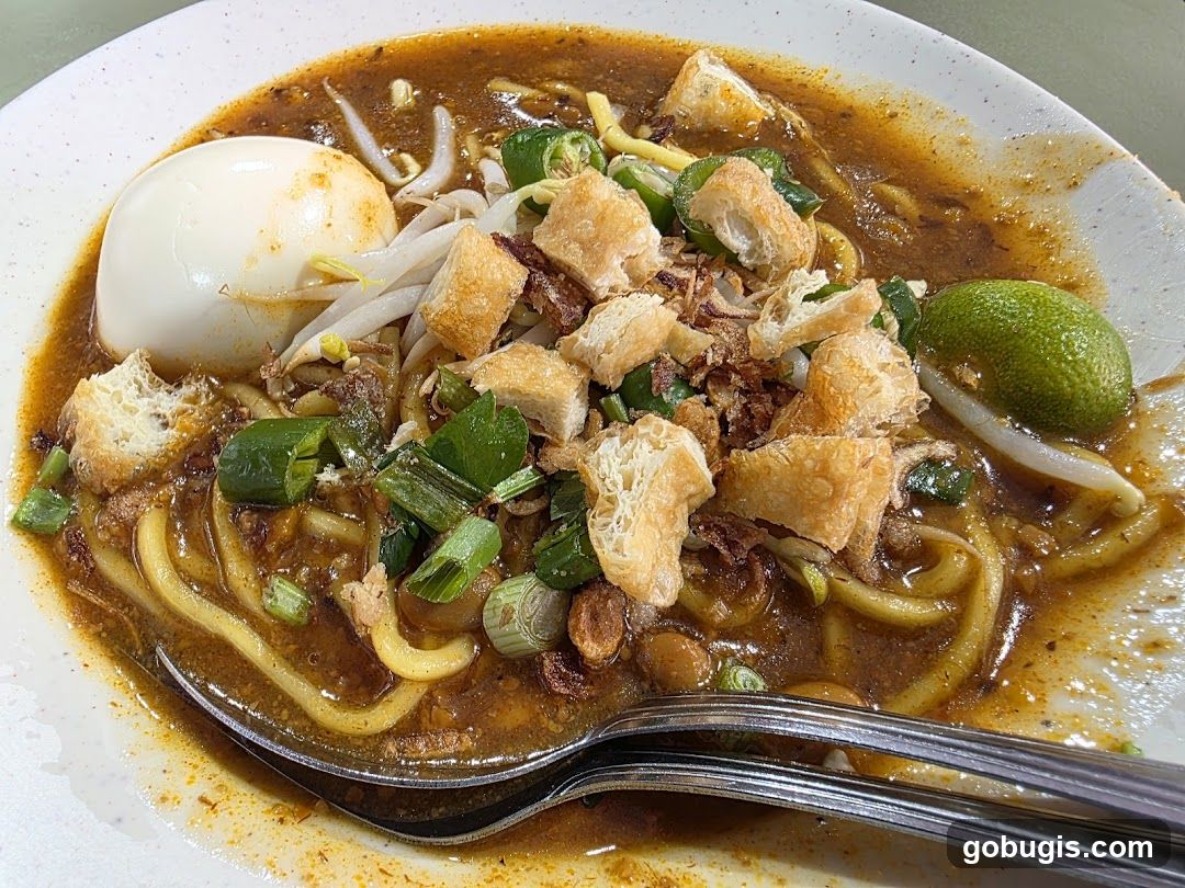 Noodle Dish with Egg and Lime