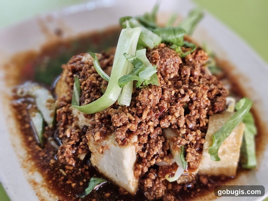 Tofu with Minced Meat and Vegetables