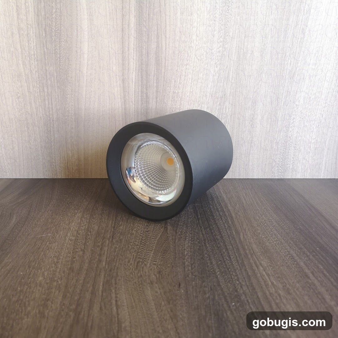 Cylindrical LED Spotlight