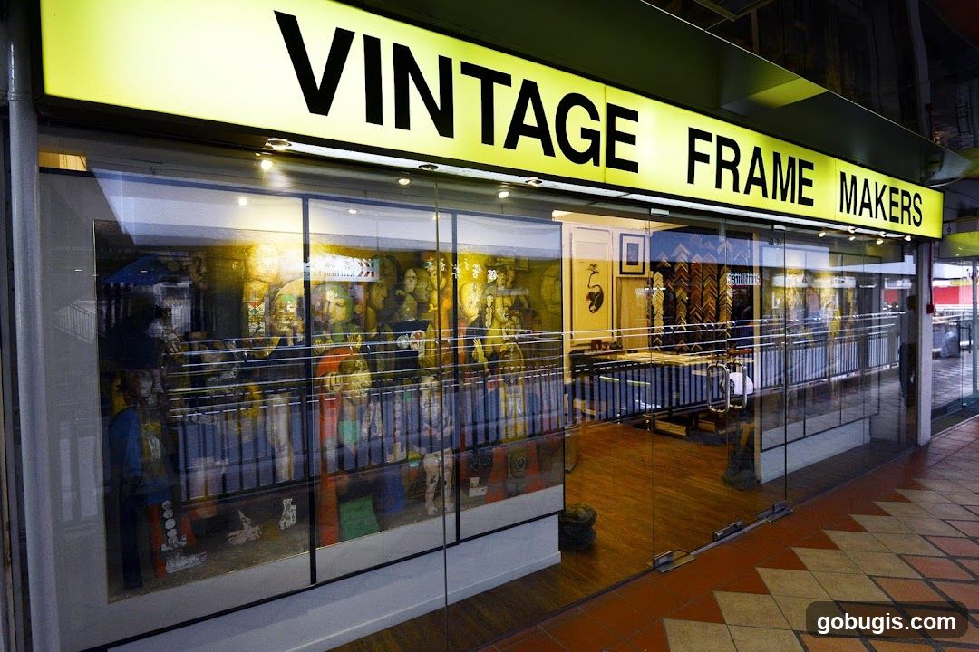 Vintage Art Gallery & Frame Makers