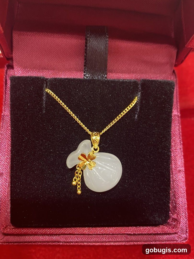 Jade and Gold Pendant
