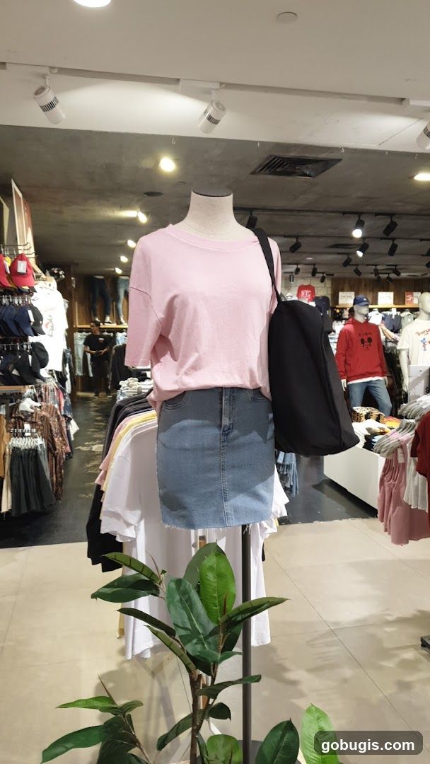 Mannequin in store