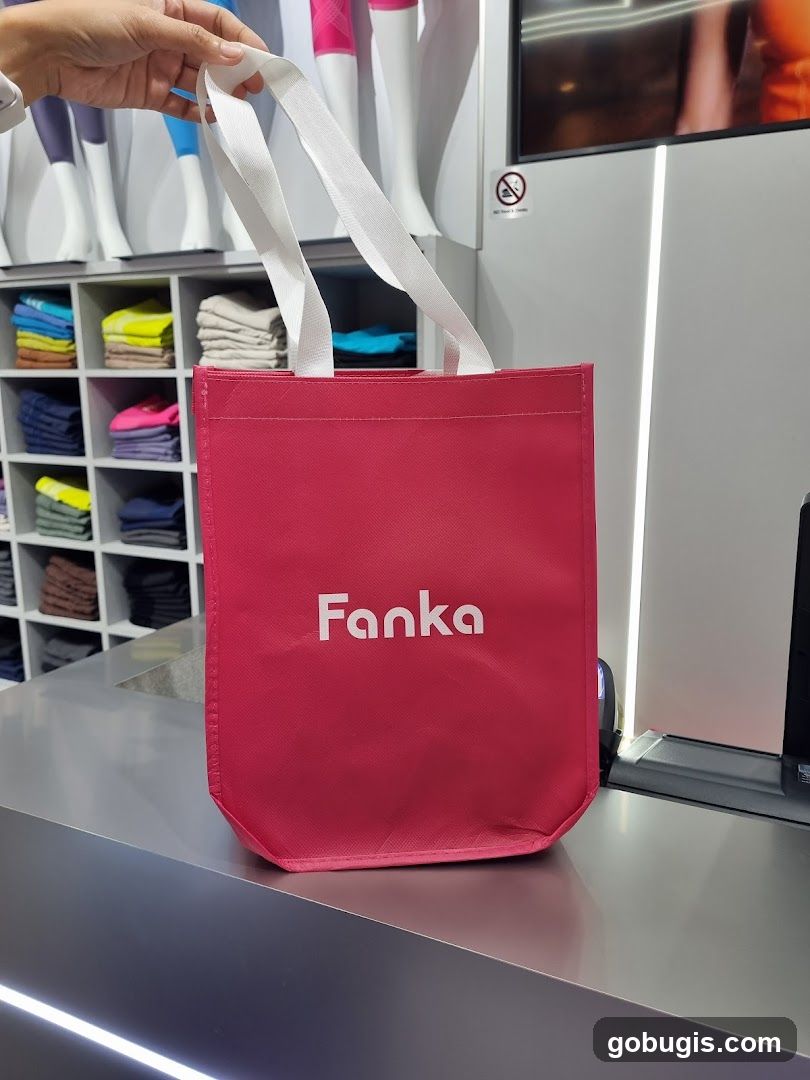 Fanka branded shopping bag