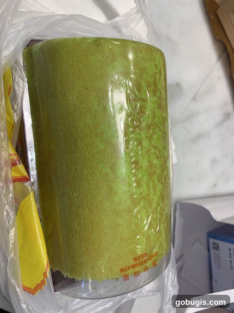 Green Cake Roll