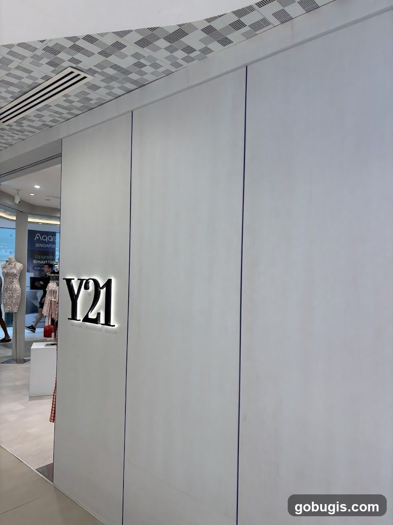 Y21 Bugis Junction