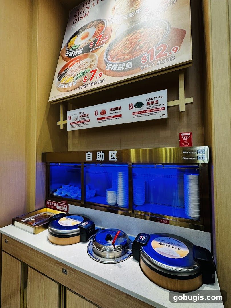 Restaurant Food Display