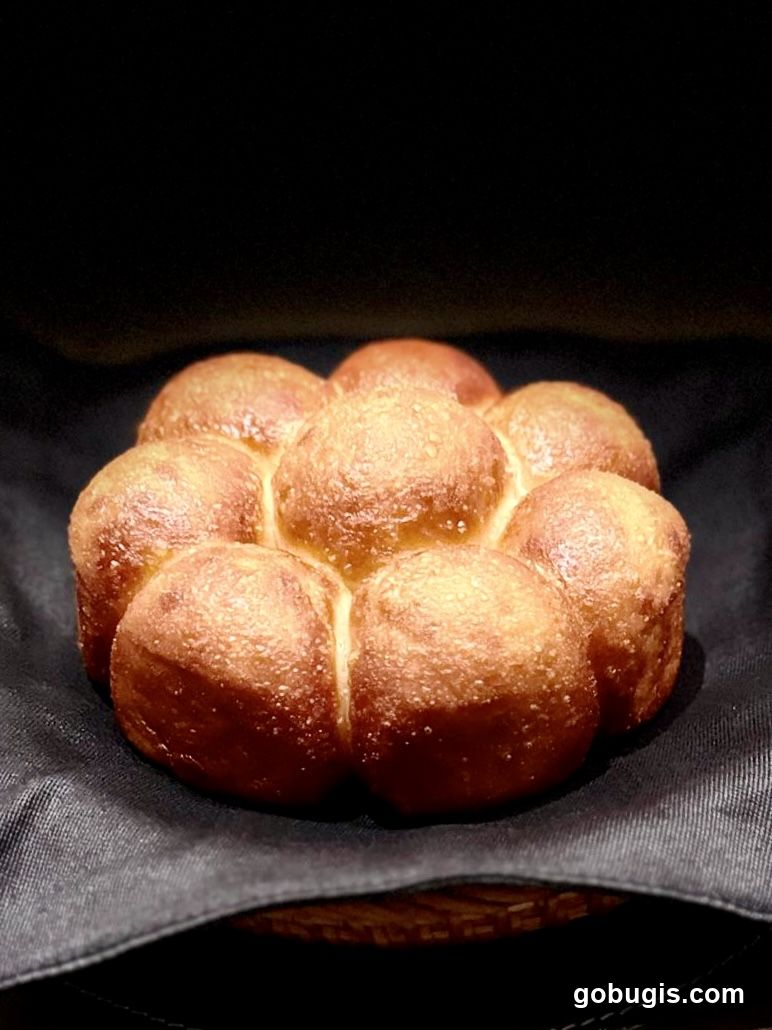 Flower-shaped bread rolls