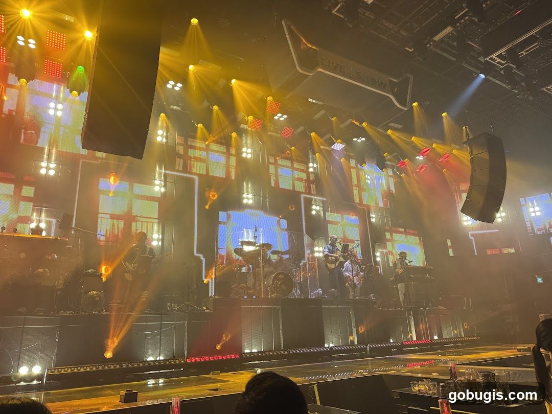 Live Show Stage