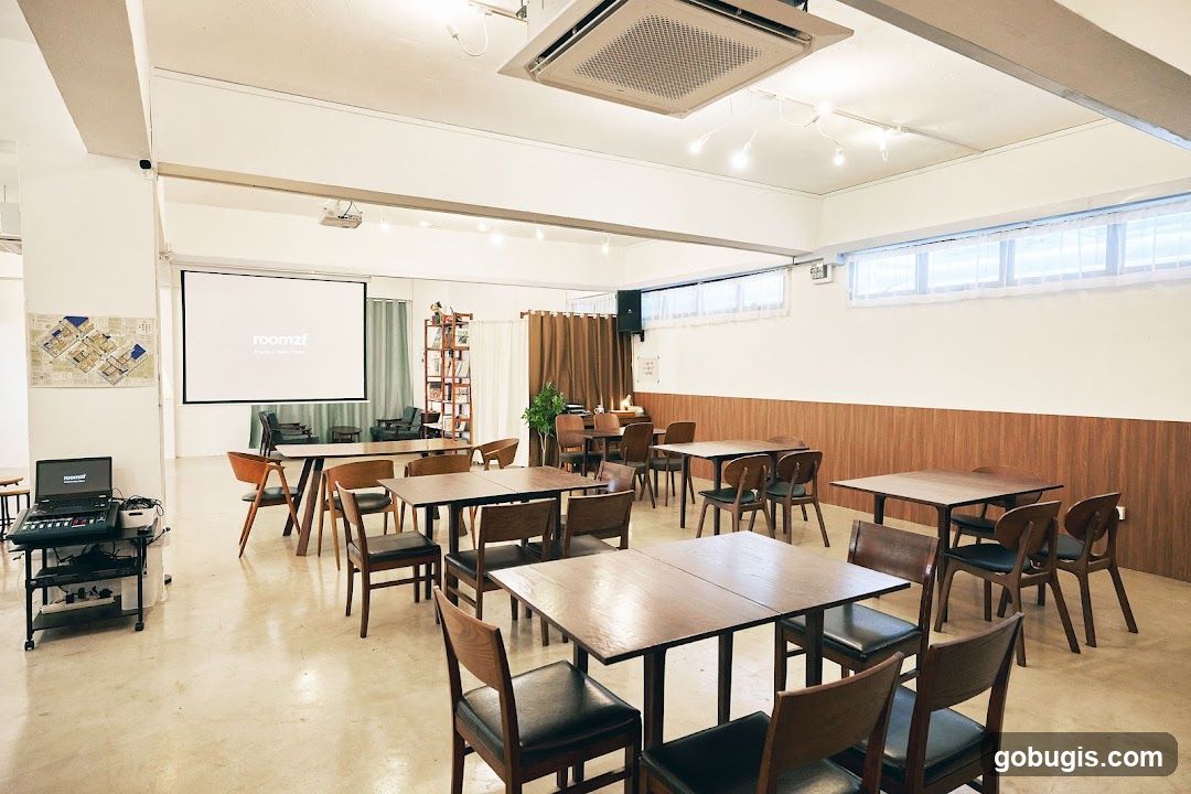 Room2F - Events & Gallery Space