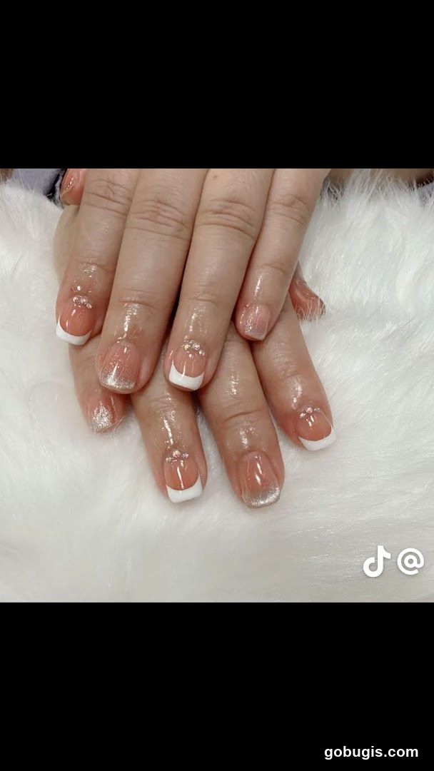 Lyna Nails