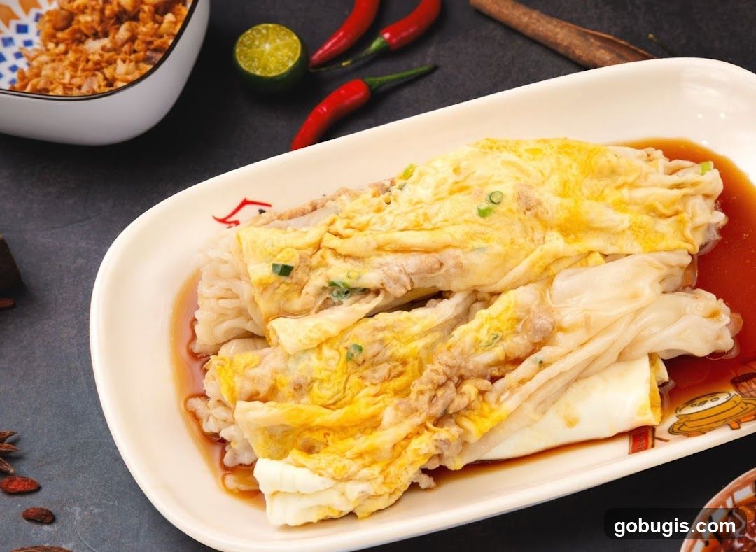 Steamed Rice Rolls with Egg and Meat