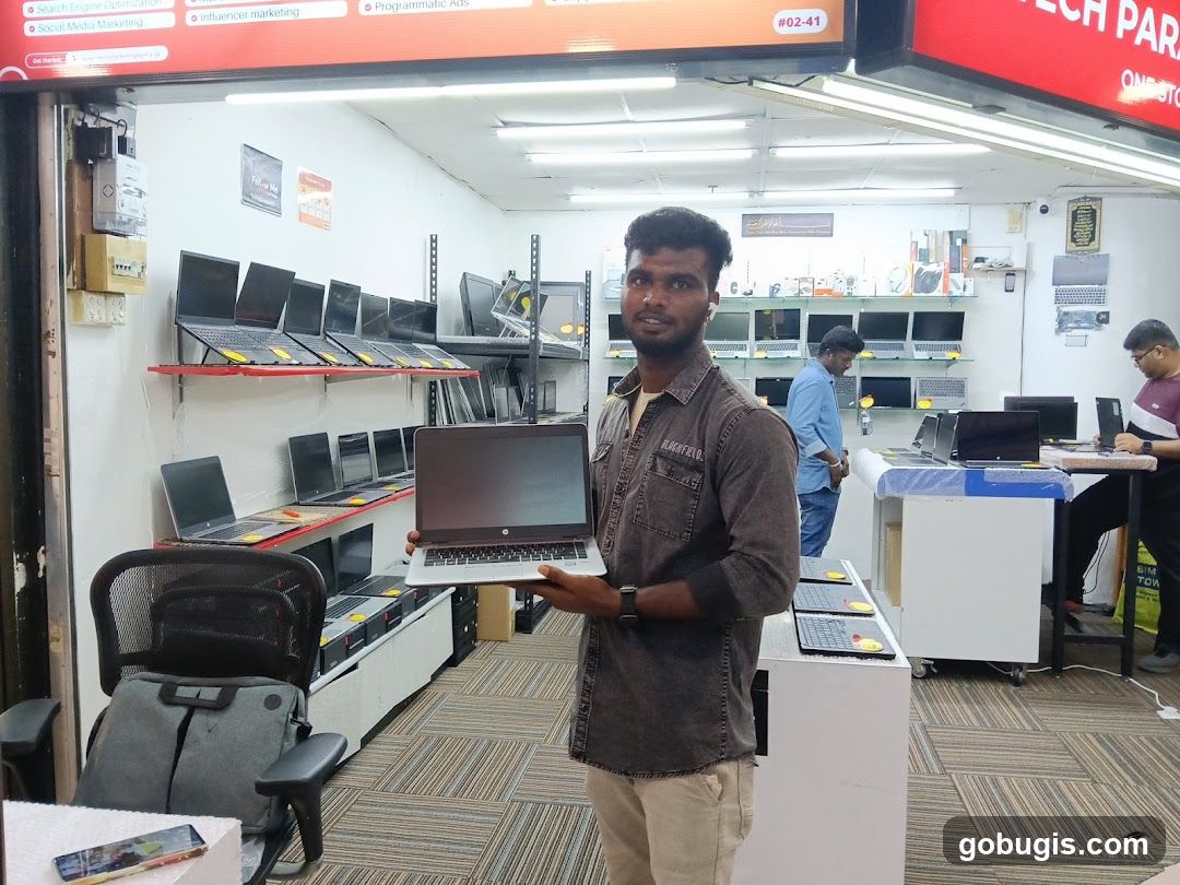 Electronics Store