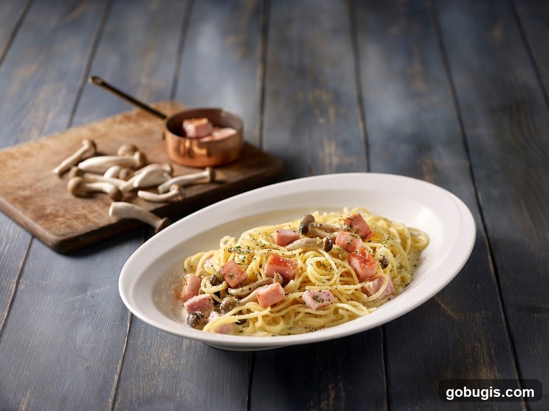 Spaghetti Carbonara with Mushrooms and Ham