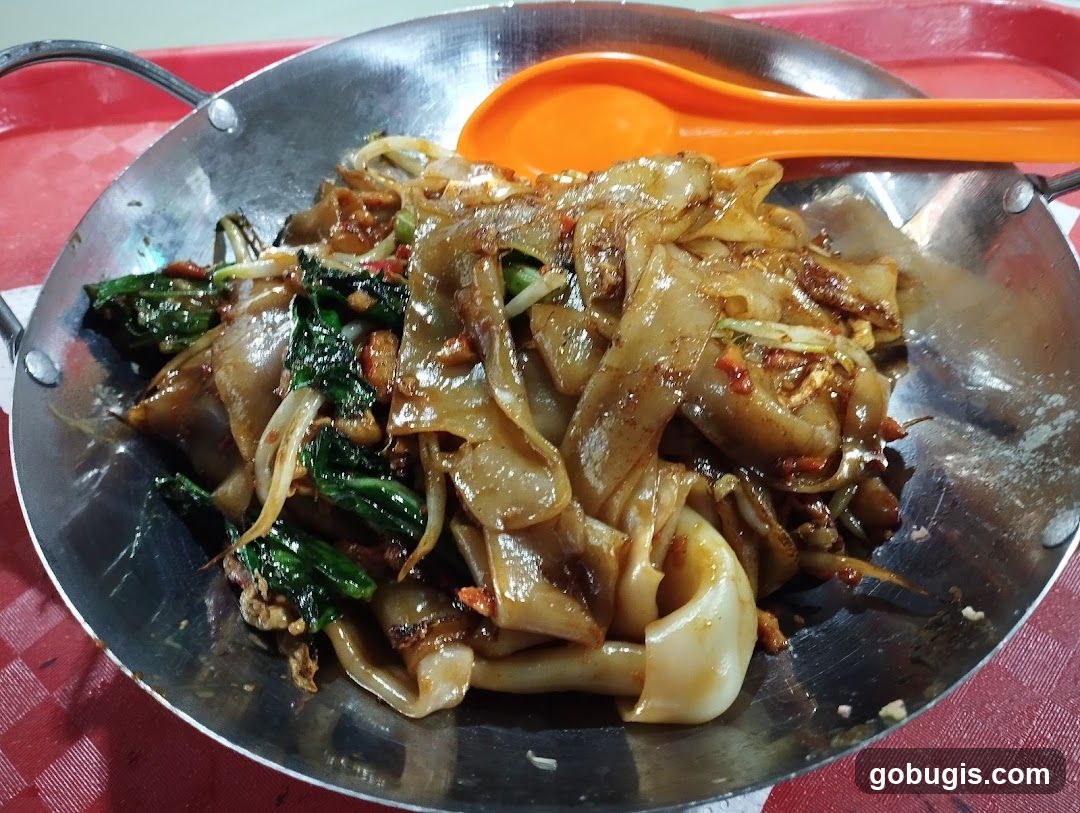 Stir-fried noodles with vegetables