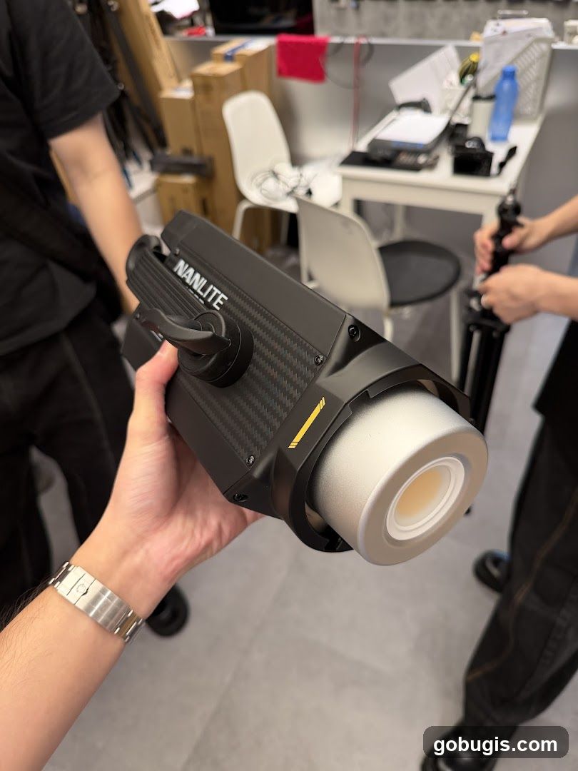 Nanlite light