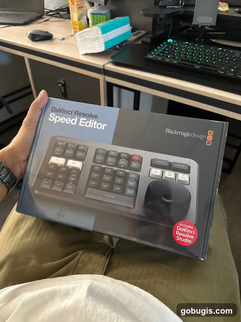 DaVinci Resolve Speed Editor Box