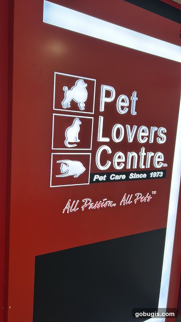 Pet Lovers Centre Sign