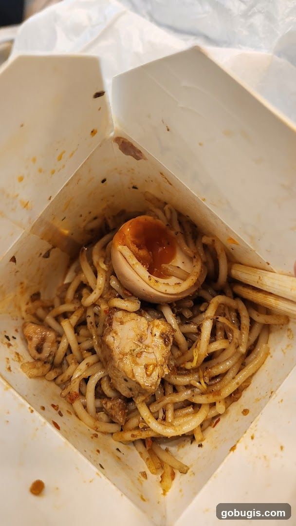 Noodles with Egg and Chicken