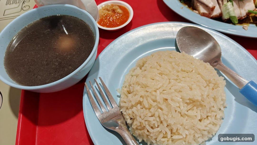 Yi Pin Xiang Chicken Rice (#01-49)
