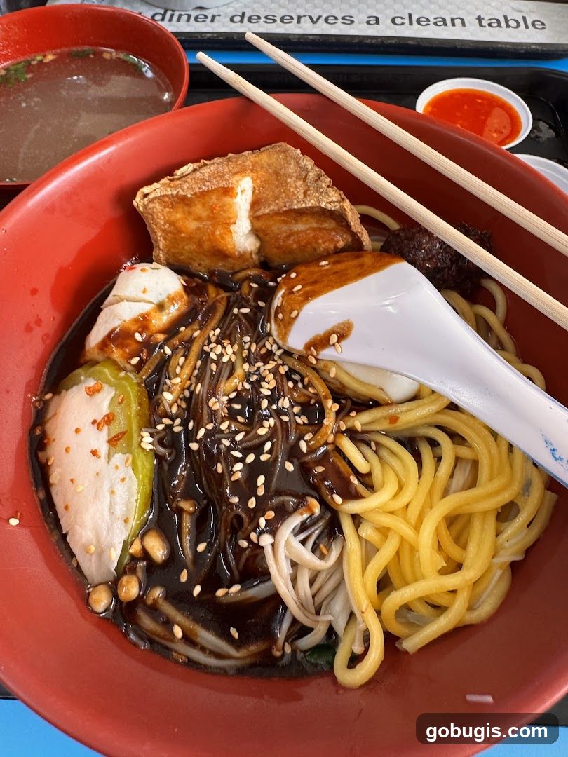 Noodles with Tofu and Fish Balls
