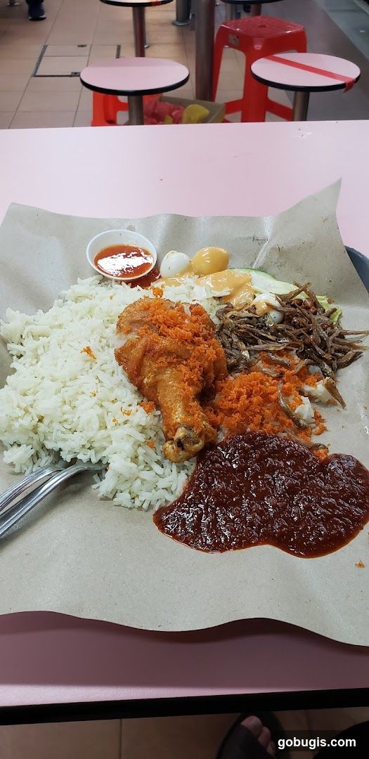 Nasi Lemak and Chicken Rice Hipster