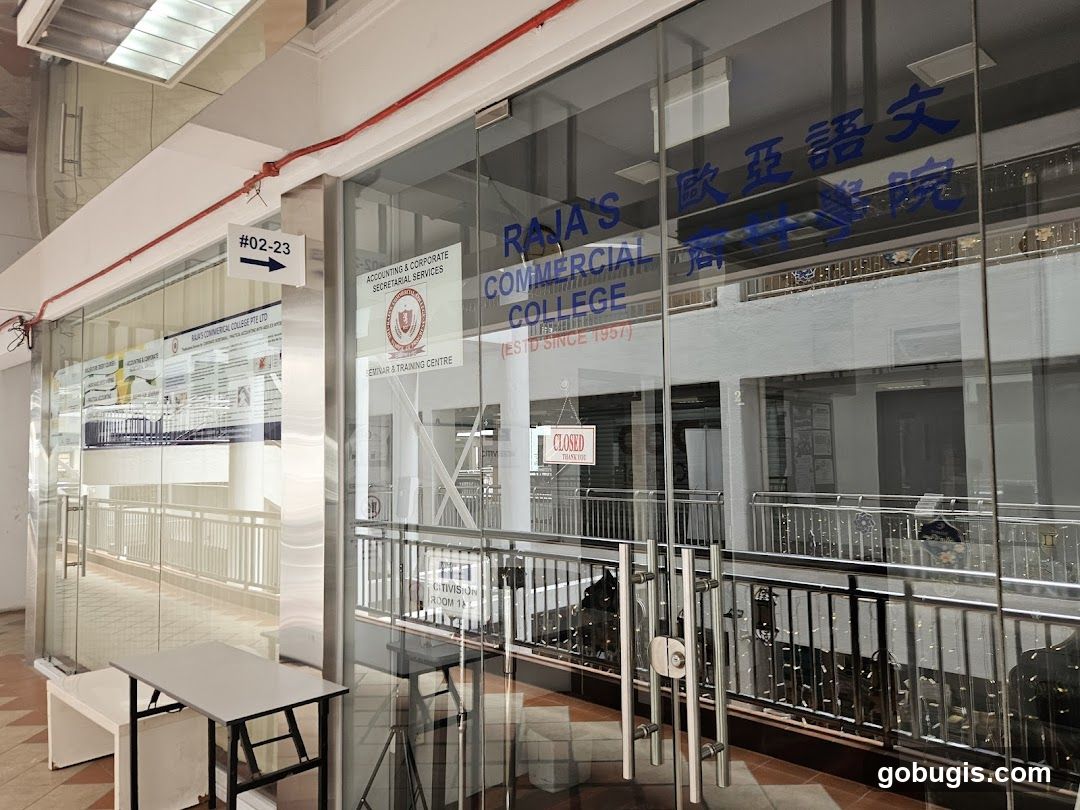 Raja's Commercial College