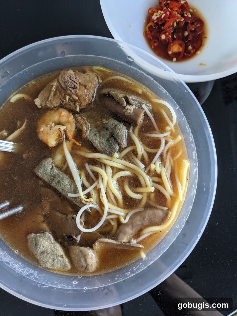 Noodle Soup with Chili Sauce