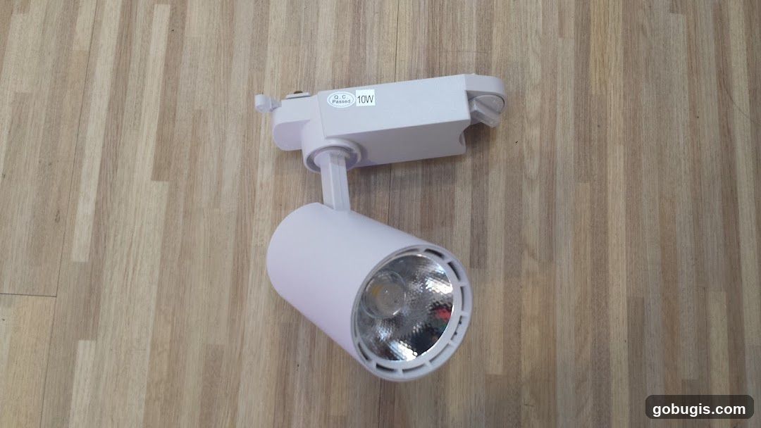 White LED Track Light