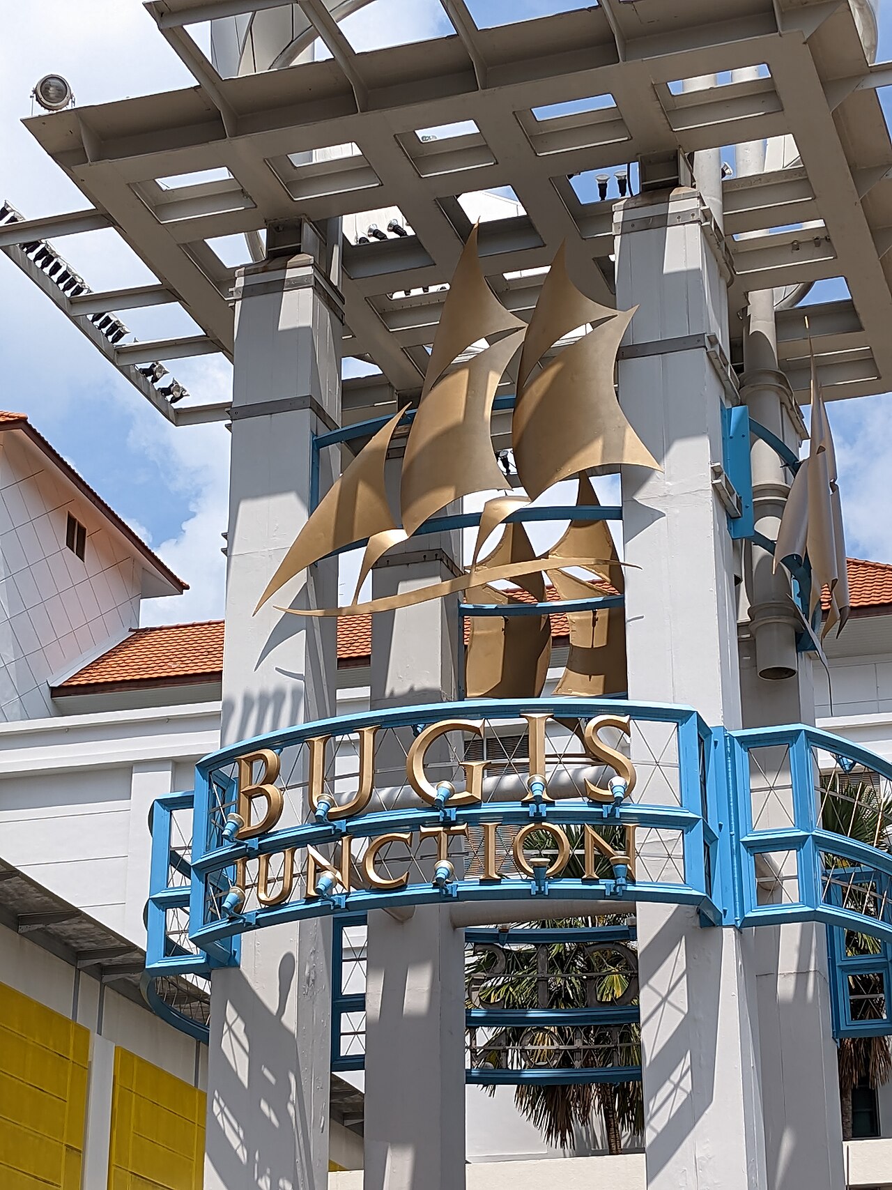 Bugis Junction entrance with the pinisi boat logo